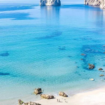 Panoramico Con Due Terrazze Vista Sul Mare. Appartamento