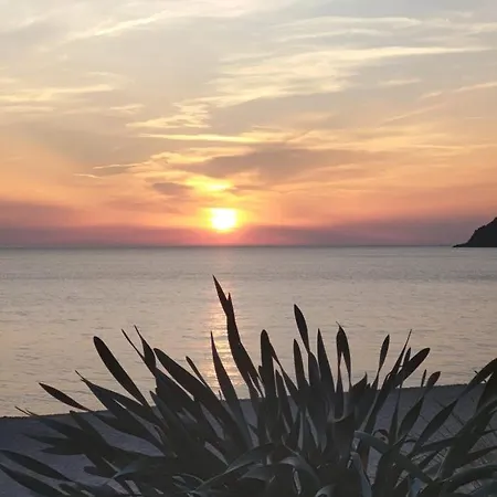 Panoramico Con Due Terrazze Vista Sul Mare - Iun P5019 *